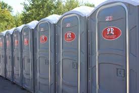 Best Restroom Trailer for Festivals  in Oakwood, OH